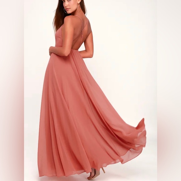 Lulu’s dress - Picture 3 of 3